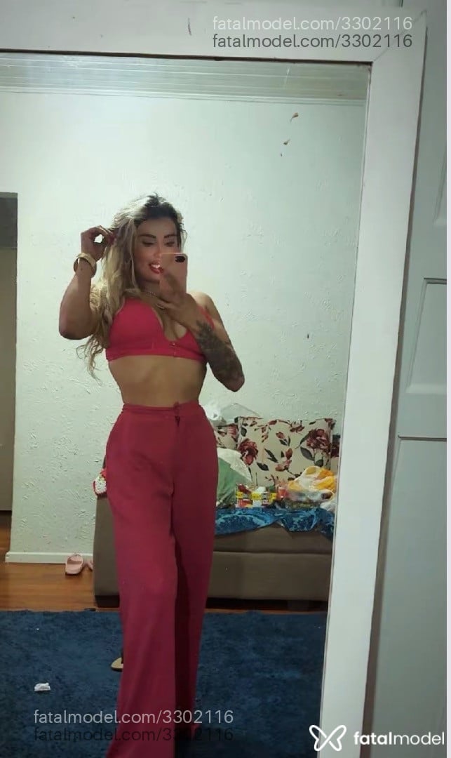Acompanhante mulher loira (o) de olhos pretos em Francisco Beltrão - Bel Santos