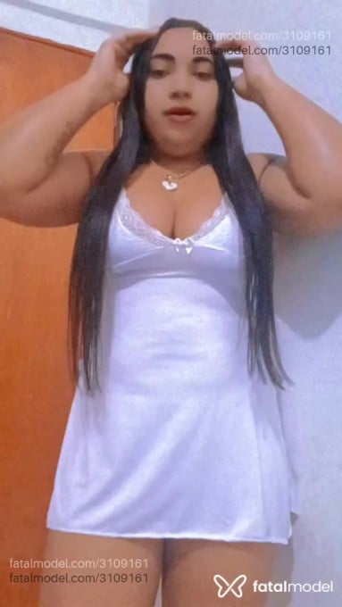 Acompanhante mulher morena (o) de olhos castanhos - Jana Acompanhante mulher morena (o) de olhos castanhos - Jana
