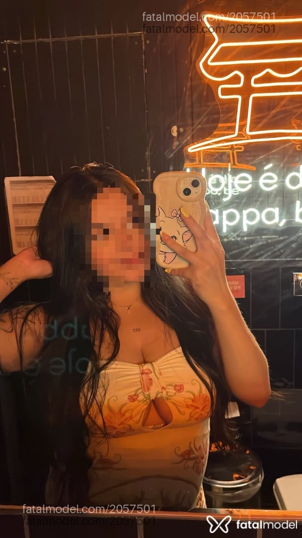 Acompanhante mulher morena (o) de olhos castanhos em Rio de Janeiro - Ysa