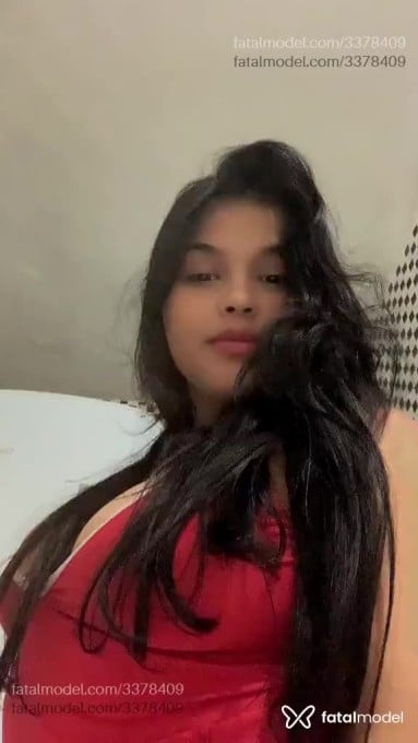 Acompanhante mulher morena (o) de olhos castanhos em São Paulo Acompanhante mulher morena (o) de olhos castanhos em São Paulo - índiaa