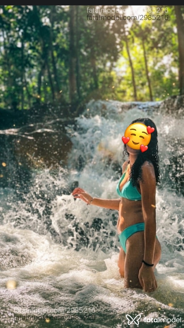 Acompanhante mulher morena (o) de olhos castanhos em Sinop - Amanda