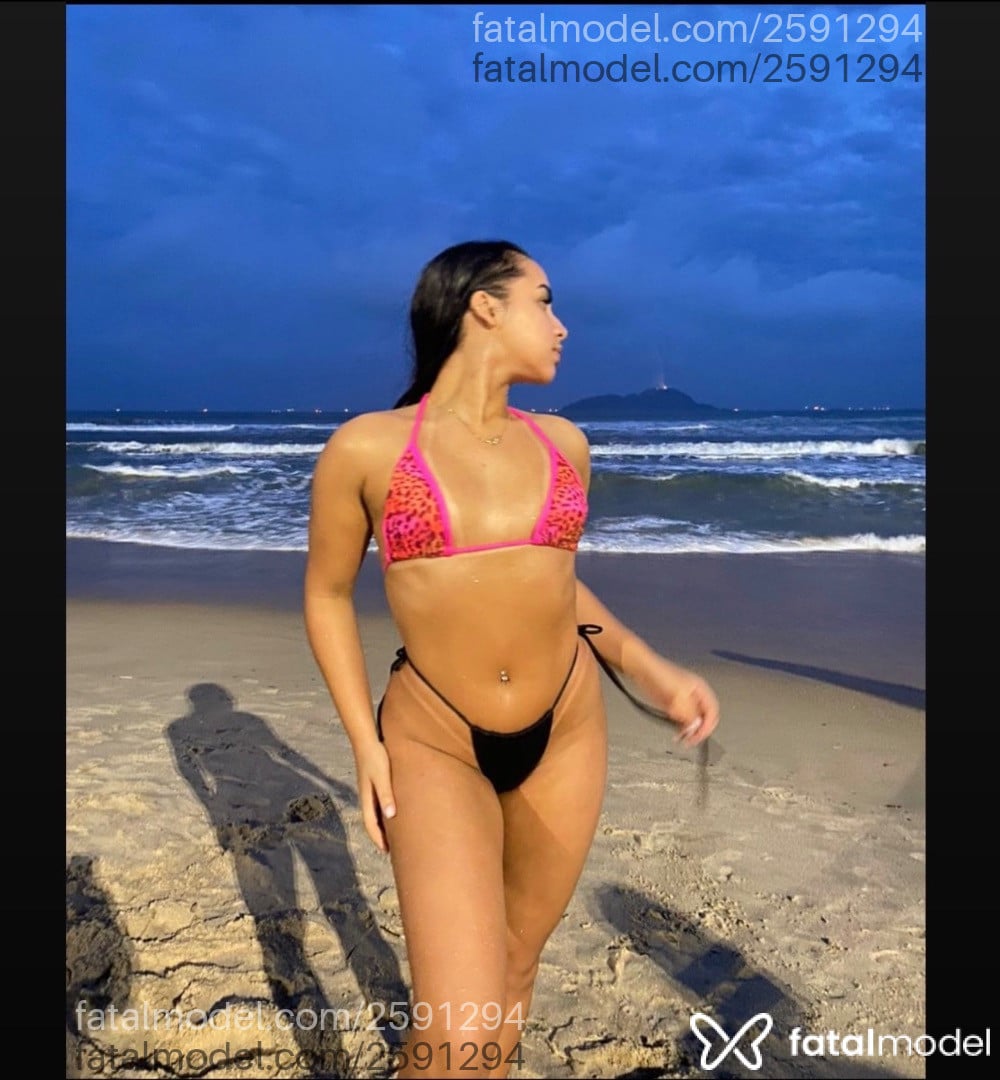 Acompanhante mulher morena (o) de olhos castanhos em São Bernardo do Campo Acompanhante mulher morena (o) de olhos castanhos em São Bernardo do Campo - Mirela