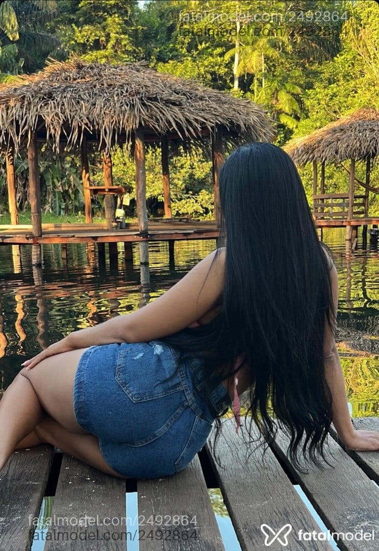 Acompanhante mulher morena (o) de olhos mel em Tailândia Acompanhante mulher morena (o) de olhos mel em Tailândia - Rebeca Biancatti