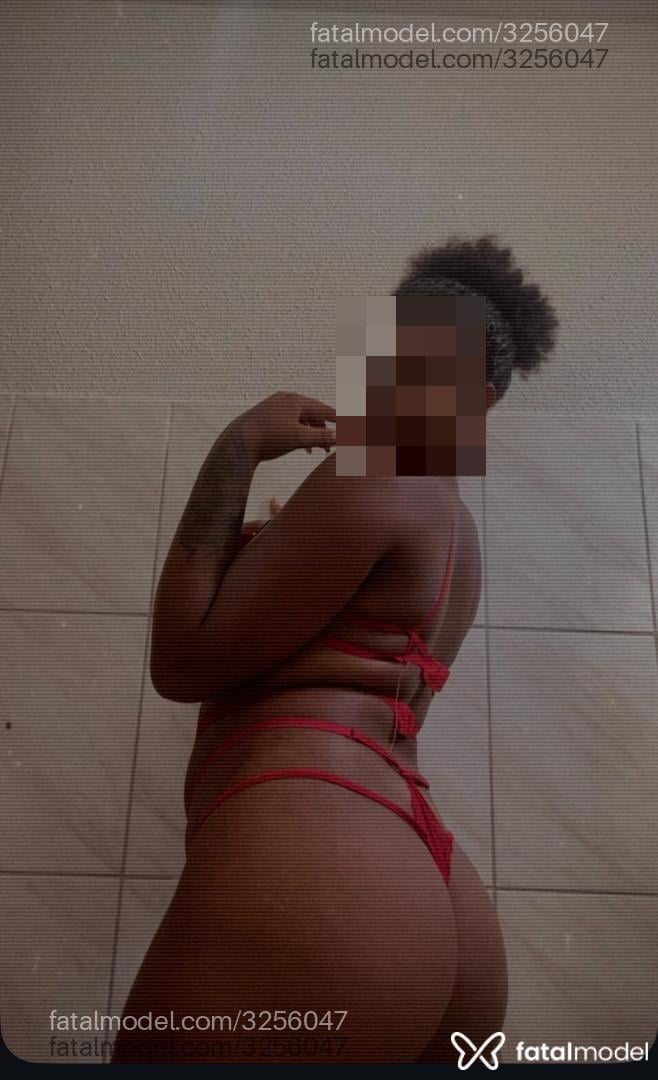 Acompanhante mulher com cabelo castanho de olhos castanhos em Petrópolis Acompanhante mulher com cabelo castanho de olhos castanhos em Petrópolis - Pérola Négra