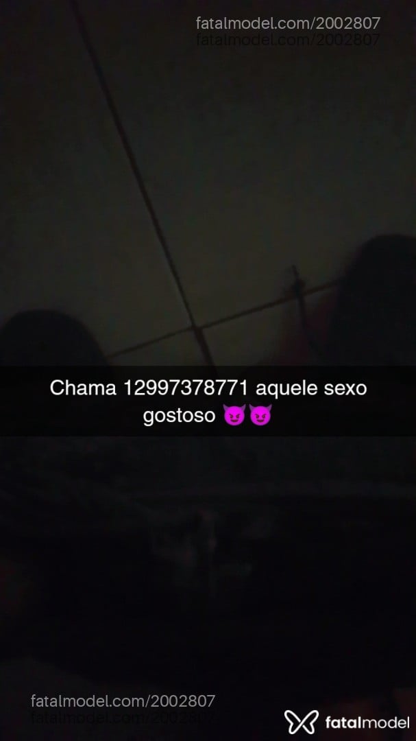 Acompanhante homem com cabelo castanho de olhos castanhos - Tudonosigiloso