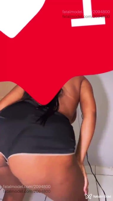 Acompanhante mulher morena (o) de olhos castanhos em Nova Mutum - Pietra