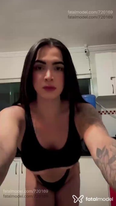 Acompanhante mulher trans morena (o) de olhos castanhos - Geovanna Toledo Acompanhante mulher trans morena (o) de olhos castanhos - Geovanna Toledo