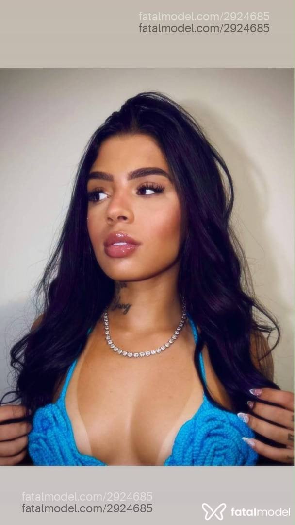 Acompanhante mulher morena (o) de olhos castanhos - Scarlett