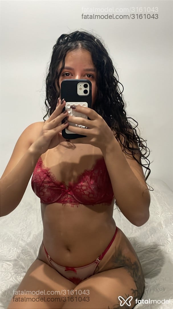 Acompanhante mulher com cabelo castanho de olhos castanhos em Betim - Madu Sanches