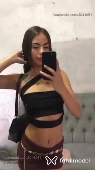 Acompanhante mulher morena (o) de olhos castanhos em Curitiba Acompanhante mulher morena (o) de olhos castanhos em Curitiba - Penélope