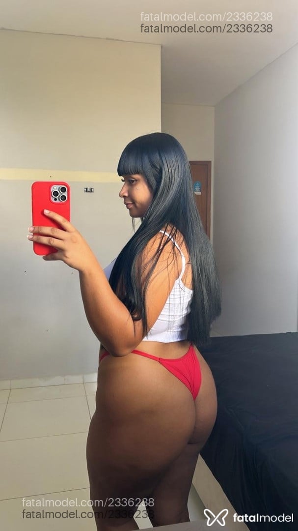 Acompanhante mulher morena (o) de olhos castanhos em Aparecida de Goiânia - Tainá