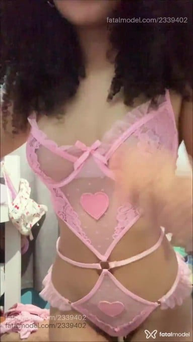 Acompanhante mulher com cabelo castanho de olhos castanhos - Viviane Acompanhante mulher com cabelo castanho de olhos castanhos - Viviane