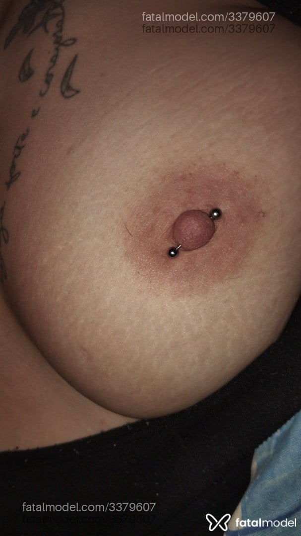 Acompanhante mulher morena (o) de olhos pretos em Iporá Acompanhante mulher morena (o) de olhos pretos em Iporá - Isabella