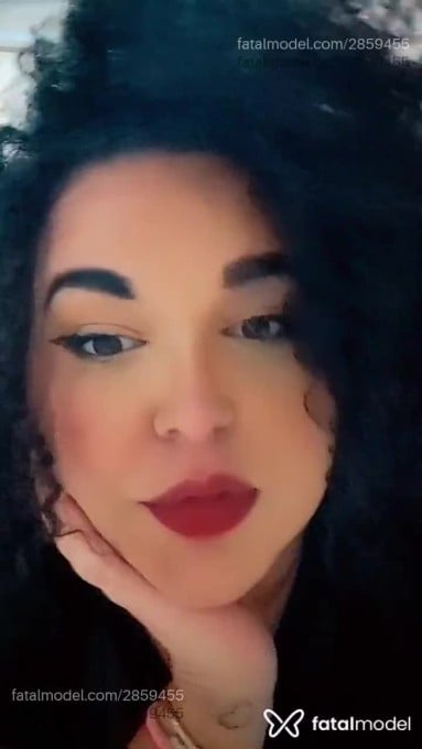 Acompanhante mulher morena (o) de olhos castanhos em Pinhais Acompanhante mulher morena (o) de olhos castanhos em Pinhais - Kely Brandão
