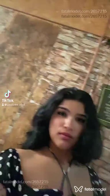 Acompanhante mulher morena (o) de olhos castanhos - Ana Victoria