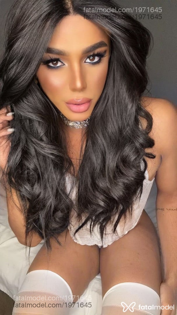 Acompanhante mulher trans morena (o) de olhos mel em Foz do Iguaçu - Melissa Alcântara