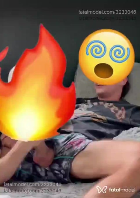 Acompanhante homem morena (o) de olhos pretos - Neitan