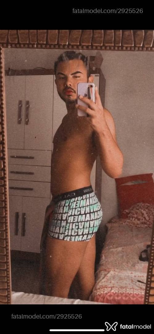 Acompanhante homem morena (o) de olhos pretos em Russas Acompanhante homem morena (o) de olhos pretos em Russas - Luanzinho