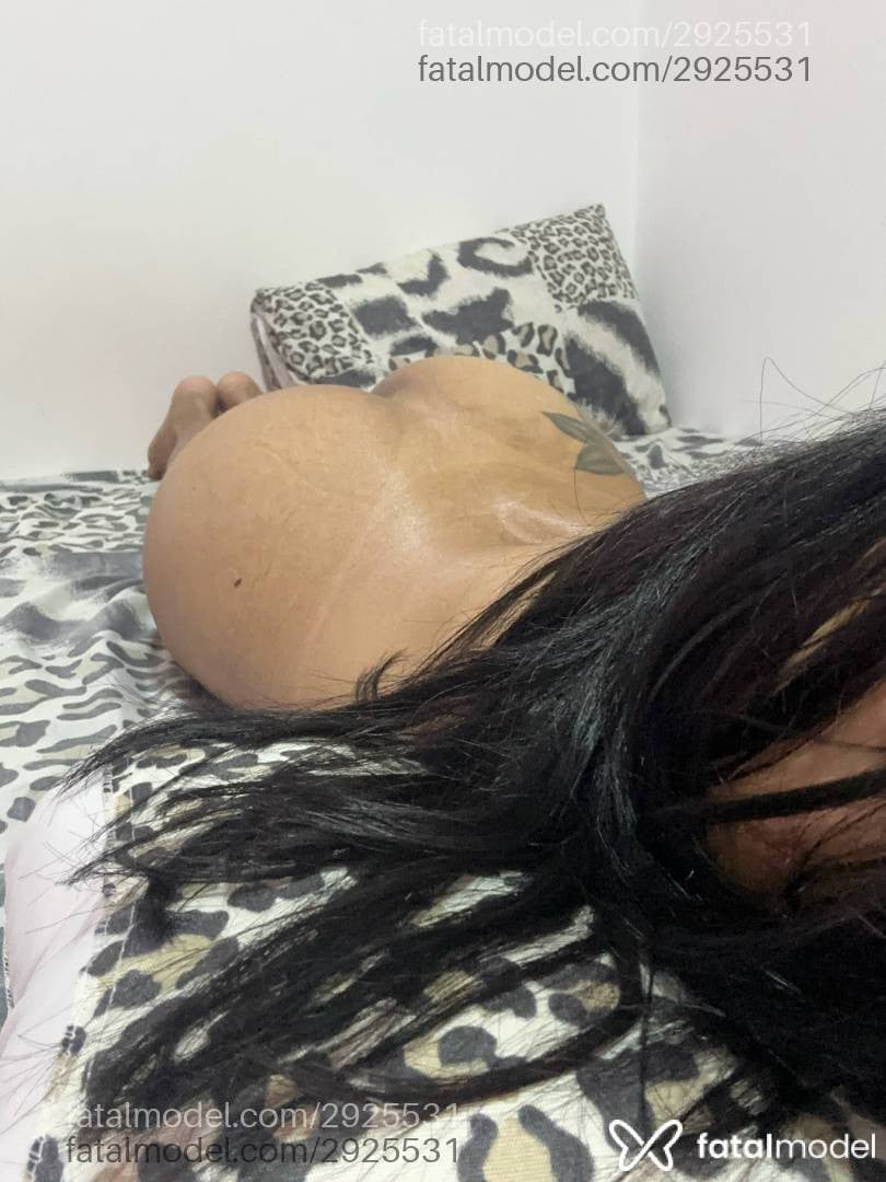 Acompanhante mulher morena (o) de olhos castanhos em Umuarama - Baabi