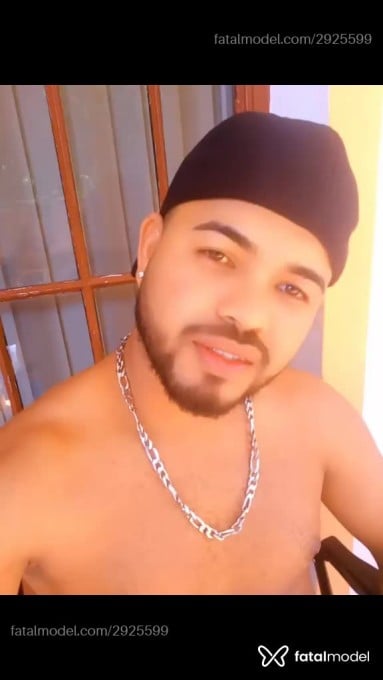 Acompanhante homem morena (o) de olhos castanhos em Erechim Acompanhante homem morena (o) de olhos castanhos em Erechim - Islândio