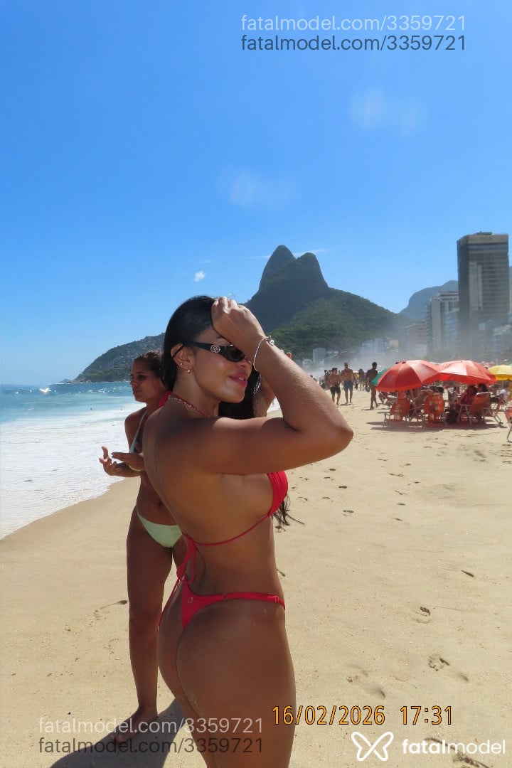 Acompanhante mulher morena (o) de olhos castanhos em Belo Horizonte Acompanhante mulher morena (o) de olhos castanhos em Belo Horizonte - Júlia
