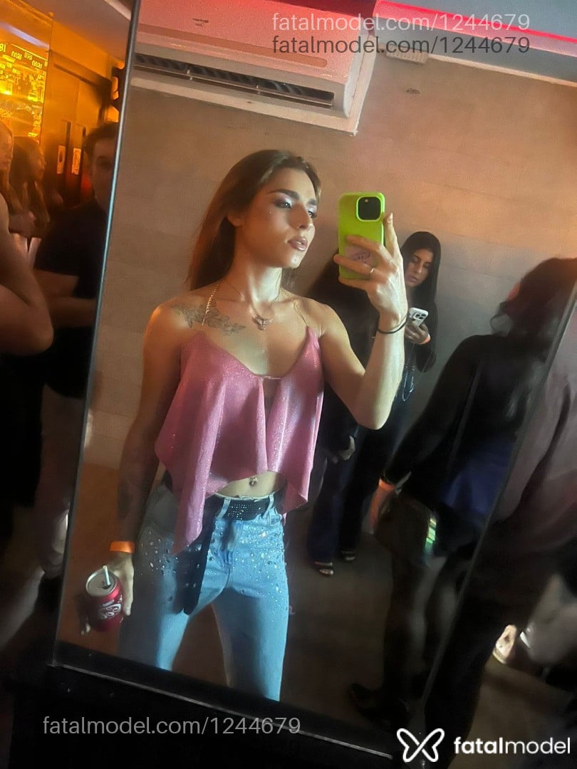 Acompanhante mulher trans ruiva (o) de olhos verdes em Rio de Janeiro - Sabrina Dias