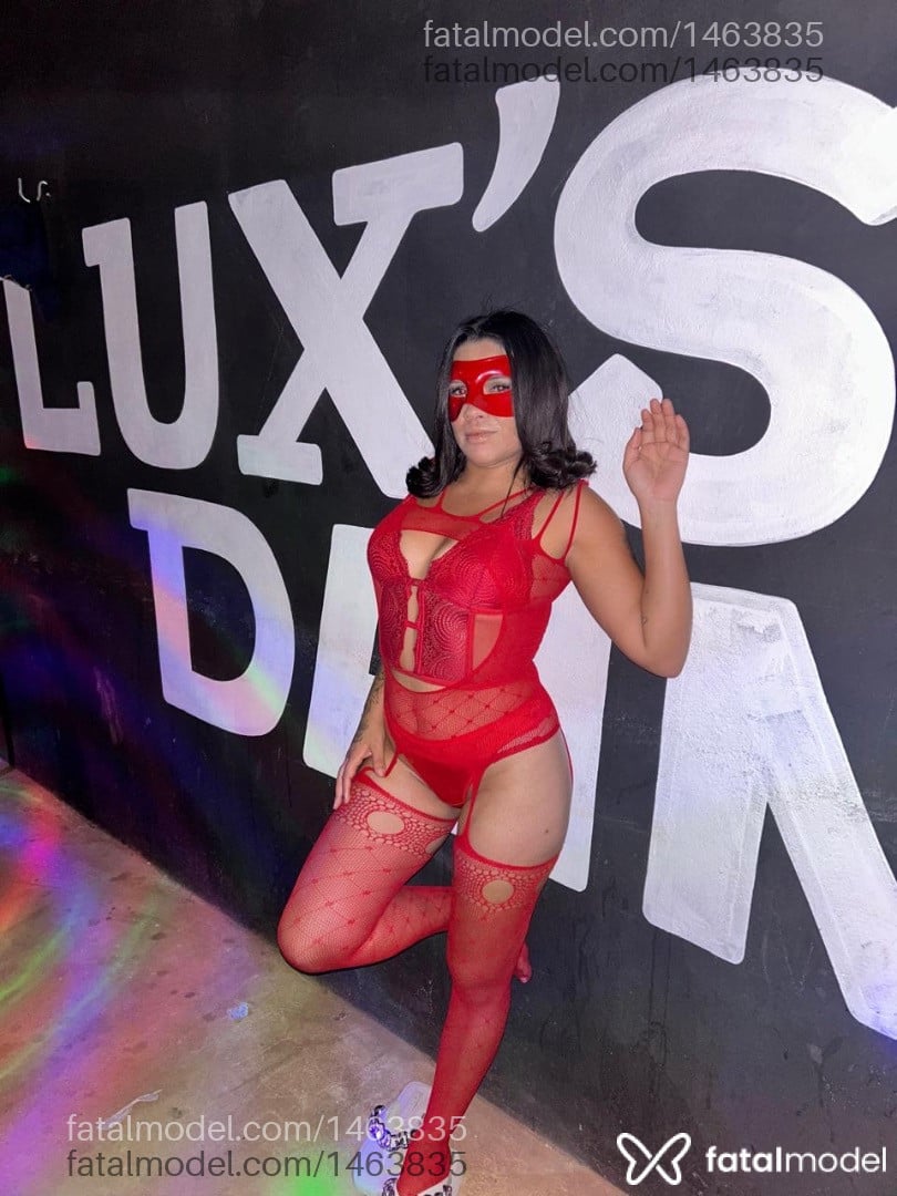 Acompanhante mulher ruiva (o) de olhos verdes em Quixadá - Luxsdrinks