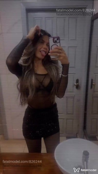 Acompanhante mulher com cabelo castanho de olhos pretos em Caxias do Sul Acompanhante mulher com cabelo castanho de olhos pretos em Caxias do Sul - Kelly Amorim