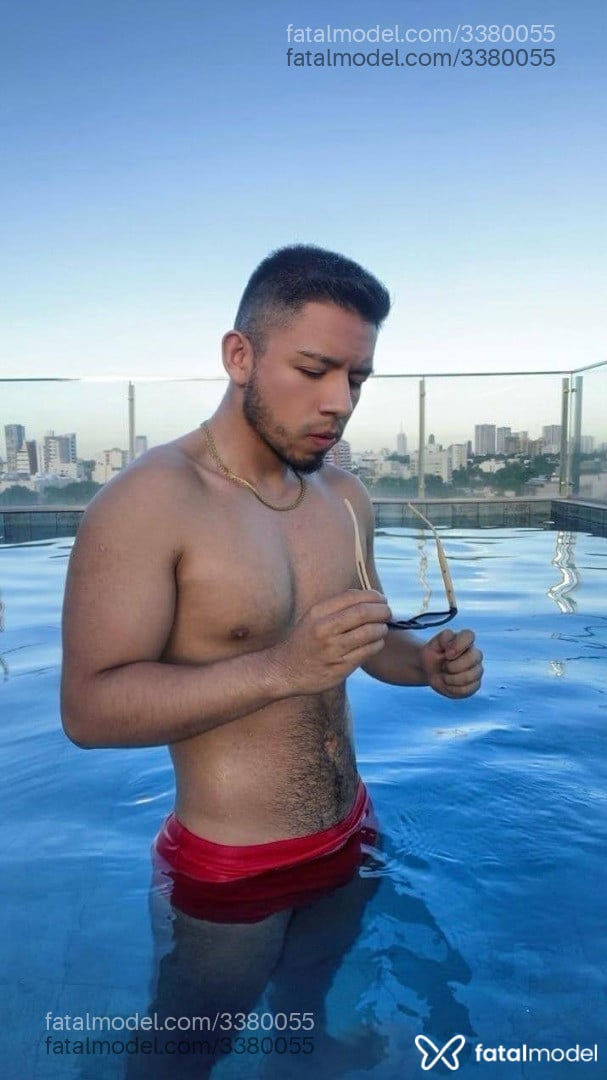 Acompanhante homem morena (o) de olhos castanhos em Rio de Janeiro Acompanhante homem morena (o) de olhos castanhos em Rio de Janeiro - Theomassoterapeuta
