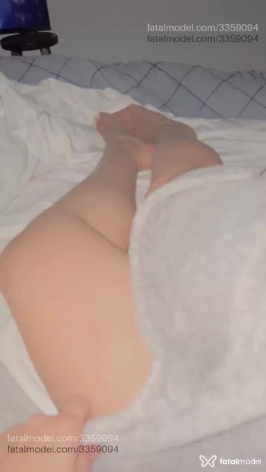 Acompanhante mulher com cabelo castanho de olhos castanhos em Virtual Acompanhante mulher com cabelo castanho de olhos castanhos em Virtual - Marcela Mendes