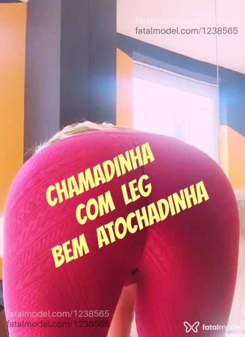 Acompanhante mulher ruiva (o) de olhos mel em Virtual - Vivi