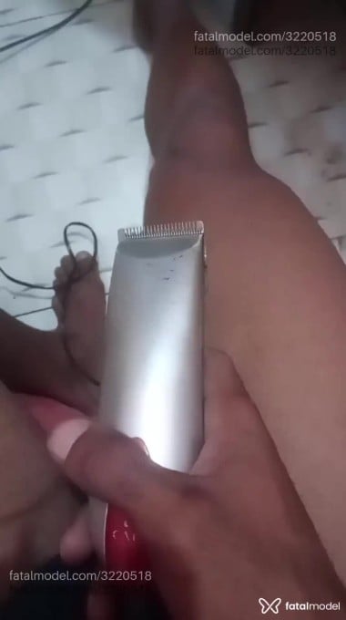 Acompanhante homem morena (o) de olhos castanhos - Tasmânia