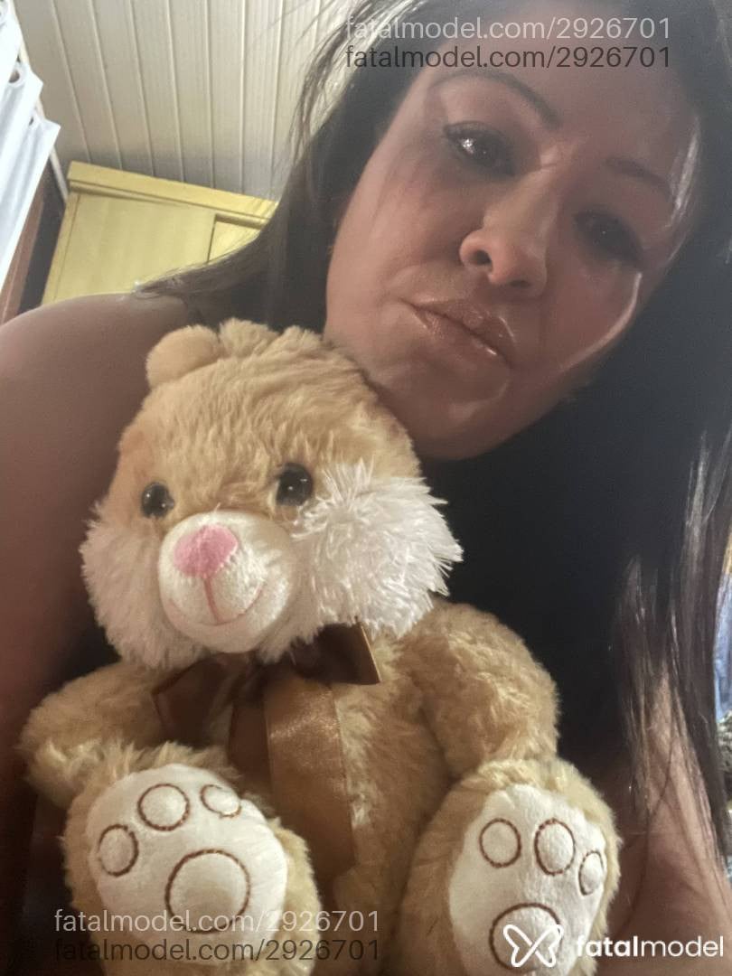 Acompanhante mulher com cabelo castanho de olhos castanhos em Cachoeirinha - Alyne