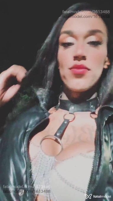 Acompanhante travesti morena (o) de olhos castanhos em Seabra Acompanhante travesti morena (o) de olhos castanhos em Seabra - Lethycia bueno