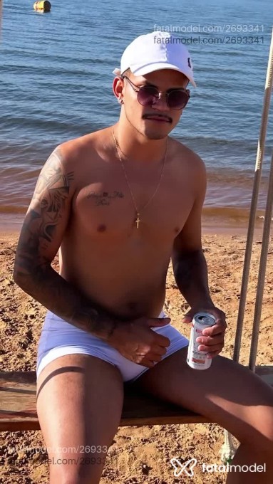 Acompanhante homem morena (o) de olhos pretos - Lucasboy