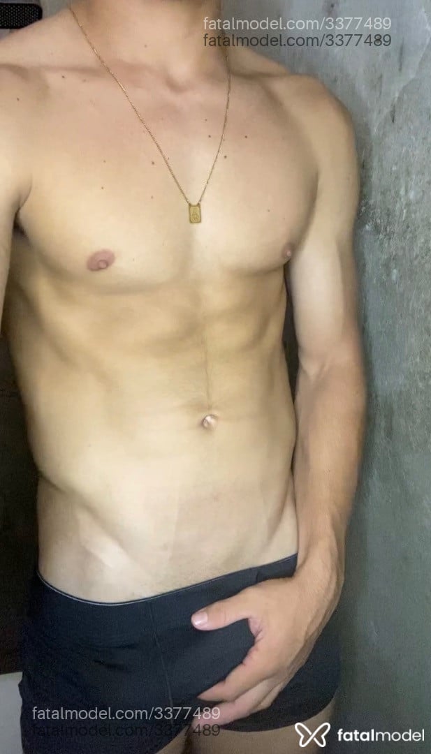 Acompanhante homem morena (o) de olhos castanhos em Fortaleza - Dotcomcm