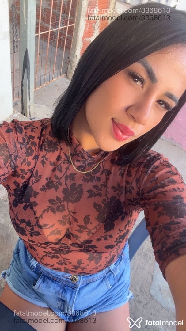 Acompanhante mulher morena (o) de olhos castanhos em Feira de Santana Acompanhante mulher morena (o) de olhos castanhos em Feira de Santana - Samara