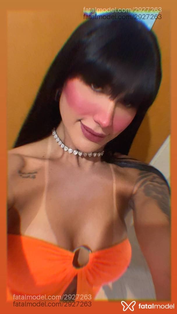 Acompanhante mulher trans morena (o) de olhos pretos - Sheylakelytoptrans