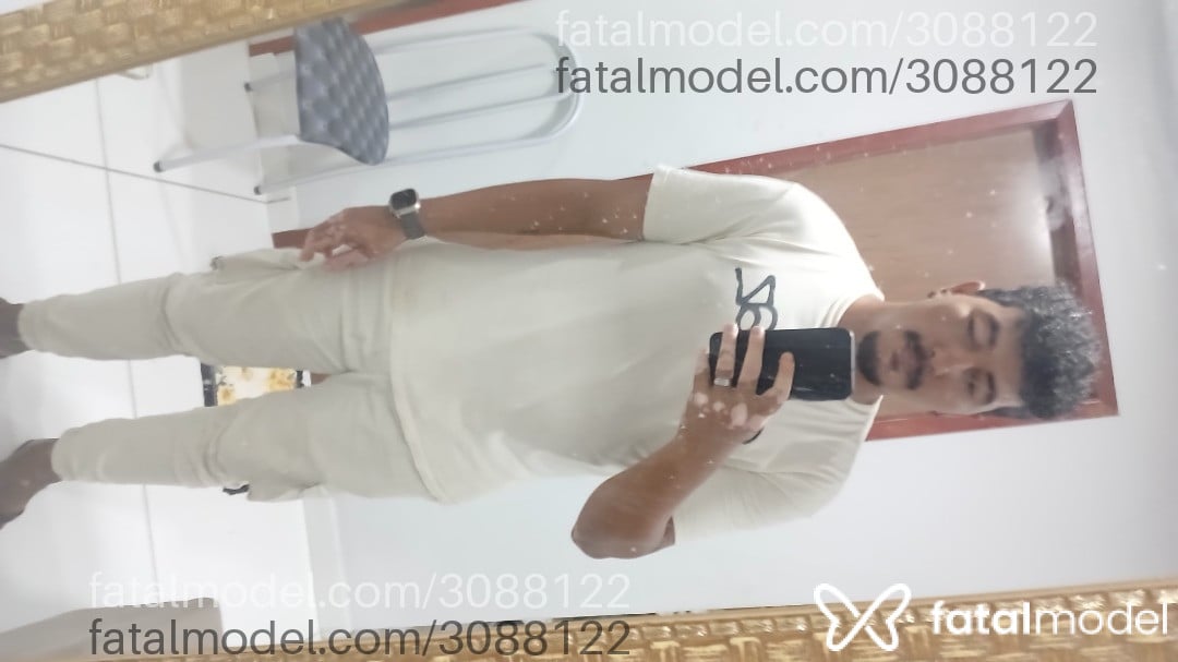 Acompanhante homem morena (o) de olhos pretos em Limoeiro - Douglas Lopes