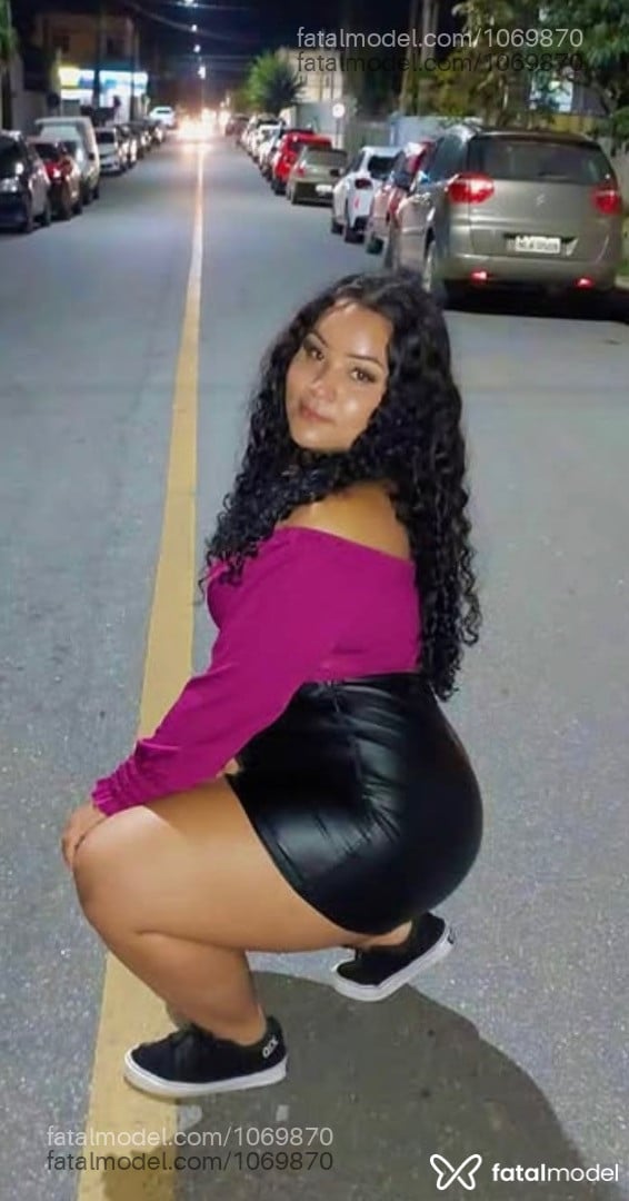 Acompanhante mulher morena (o) de olhos pretos em Pirassununga Acompanhante mulher morena (o) de olhos pretos em Pirassununga - Giovanna Vill