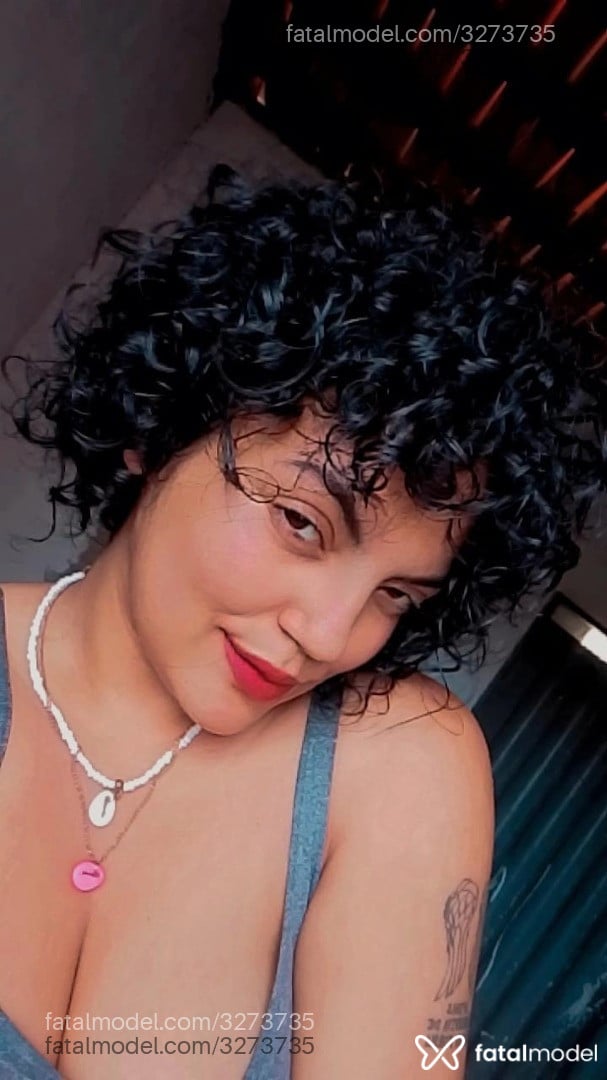 Acompanhante mulher morena (o) de olhos pretos em Parnamirim - Rowena