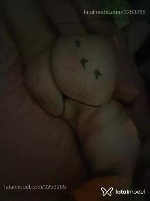 Acompanhante mulher trans com cabelo castanho de olhos castanhos em Ribeirão Preto - Larissa Gouveia