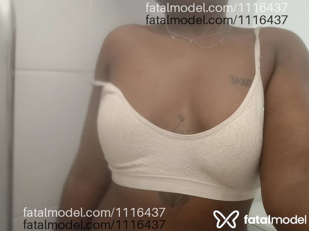 Acompanhante mulher com cabelo castanho de olhos castanhos em Volta Redonda - Mary
