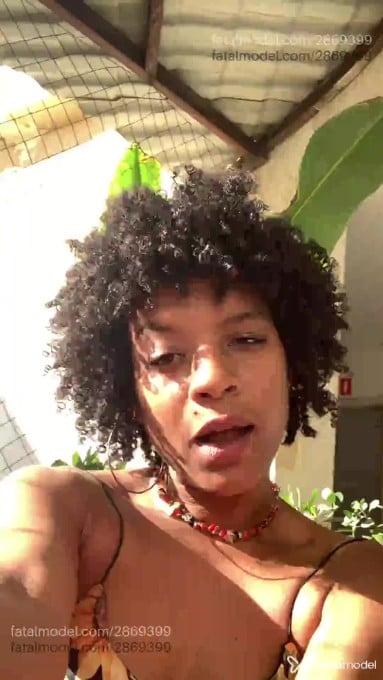 Acompanhante mulher morena (o) de olhos castanhos em Salvador - Pretta Nina