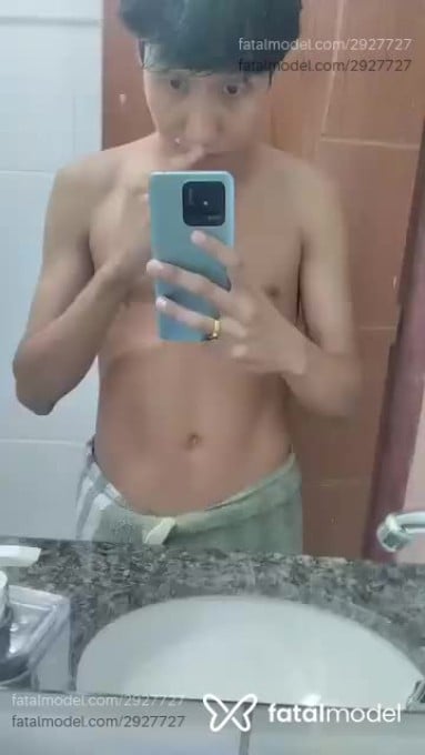Acompanhante homem morena (o) de olhos pretos - Cacau Acompanhante homem morena (o) de olhos pretos - Cacau