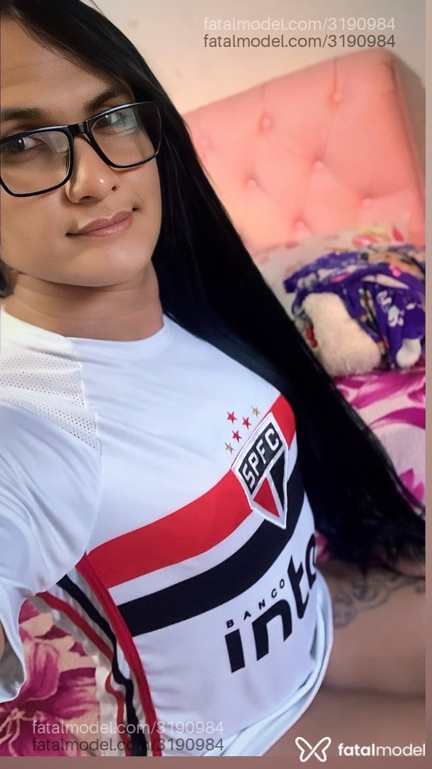 Acompanhante mulher trans morena (o) de olhos pretos em Anápolis Acompanhante mulher trans morena (o) de olhos pretos em Anápolis - Criss