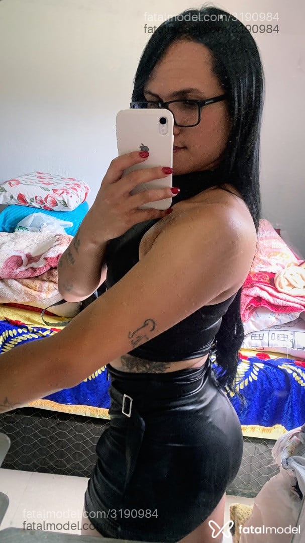 Acompanhante mulher trans morena (o) de olhos pretos em Anápolis Acompanhante mulher trans morena (o) de olhos pretos em Anápolis - Criss