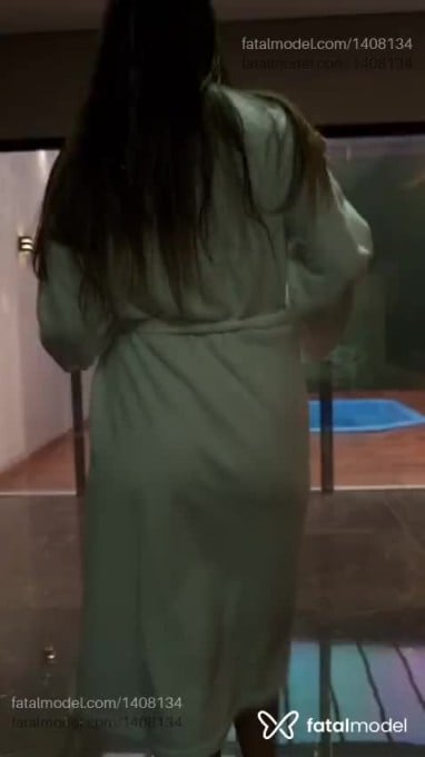 Acompanhante mulher com cabelo castanho de olhos verdes em Marechal Cândido Rondon - Yara