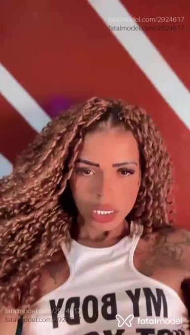 Acompanhante mulher trans com cabelo castanho de olhos pretos em Sinop Acompanhante mulher trans com cabelo castanho de olhos pretos em Sinop - Wenndy Souza
