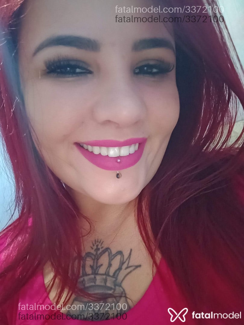 Acompanhante mulher morena (o) de olhos castanhos em Itaí Acompanhante mulher morena (o) de olhos castanhos em Itaí - Letícia